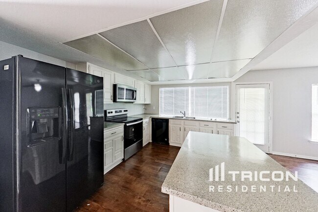 Building Photo - 3816 Aspenwood Dr