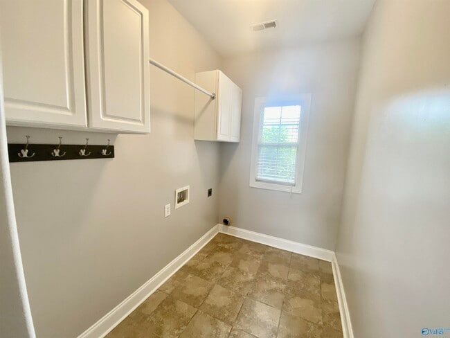 Building Photo - 108 Morning Vista Dr