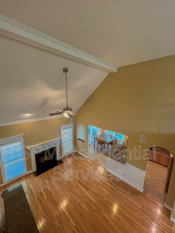 Building Photo - 726 Wine Cellar Cir