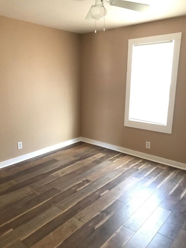 Bedroom (not staged) - 2919 Avenue R