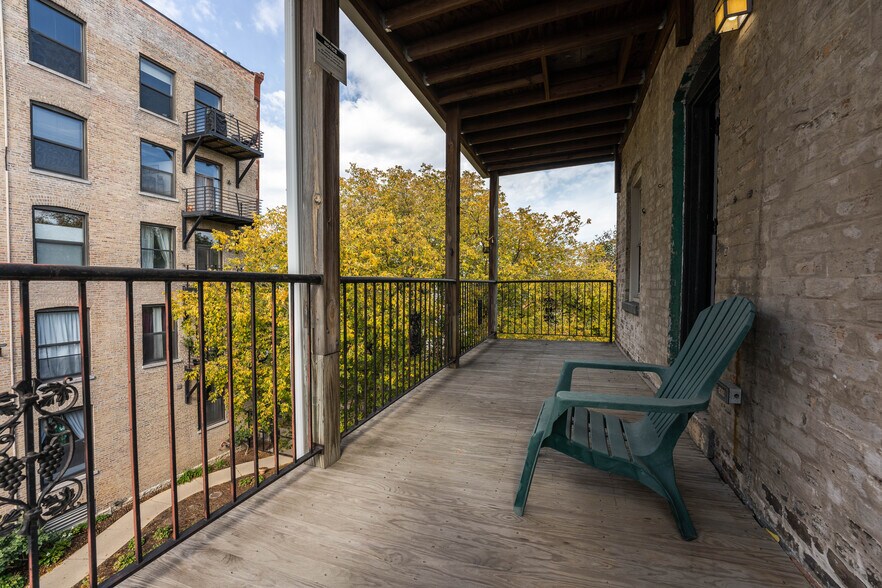 Building Photo - 1822 N Campbell Ave