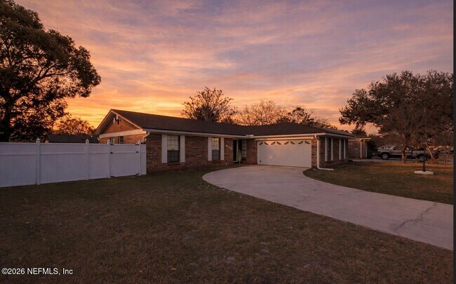 Building Photo - 8209 Worm Wood Rd