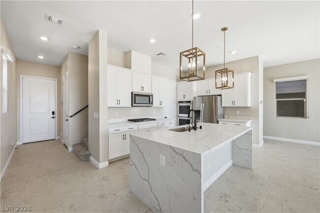 Building Photo - 402 Purple Sandpiper St