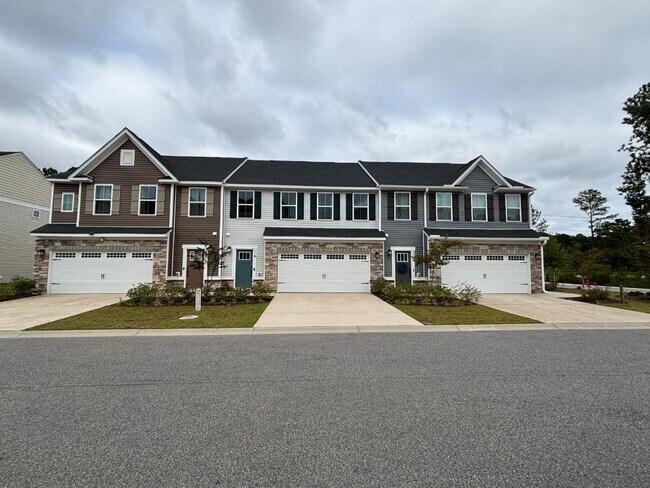 Primary Photo - 300 Golan Cir