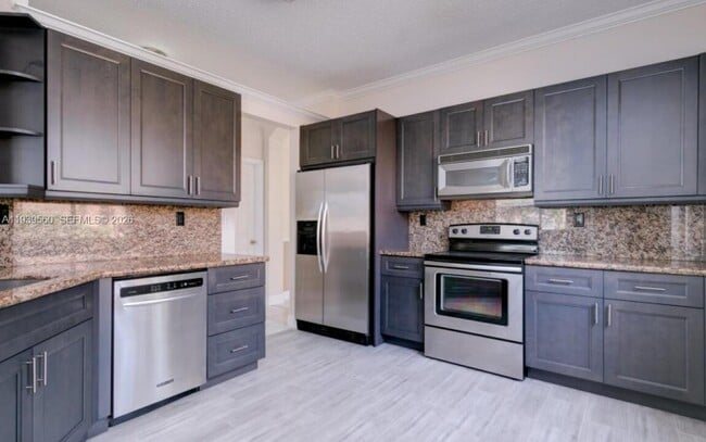 Building Photo - 3779 Pebblebrook Ct