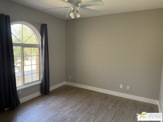 Building Photo - 12385 Sumac Dr