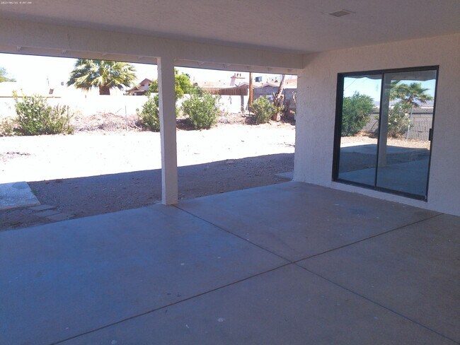 Building Photo - Spacious 3 Bedroom, 3 Bathroom Home with Bonus Room & 2-Car Garage – $1,900/month