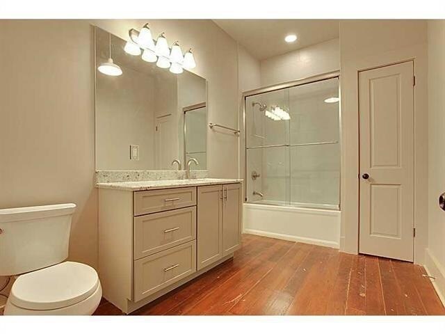 Building Photo - 713 St Ann St.