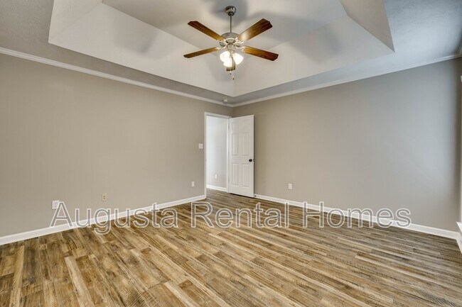 Building Photo - 1054 Grove Landing Ln