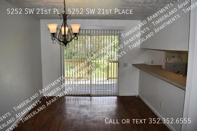 Building Photo - 5252 SW 21st Pl