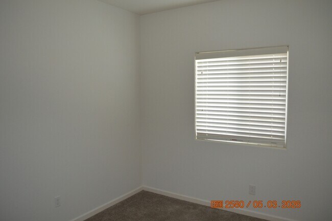 Building Photo - 4220 Freemark Ave