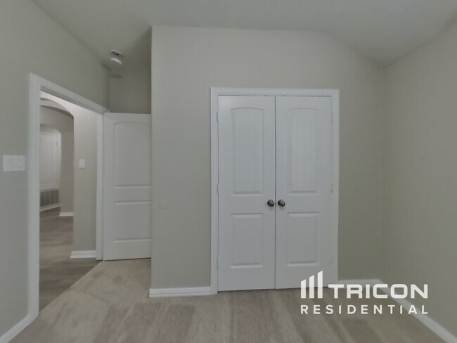 Building Photo - 1367 Star Meadow