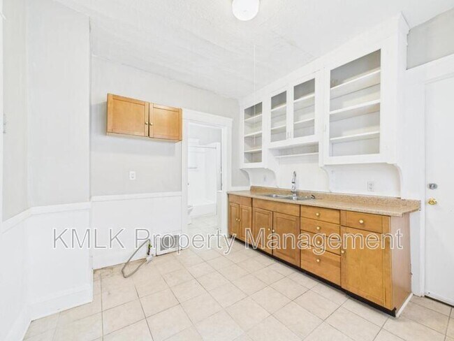 Building Photo - 2997 E 128th St