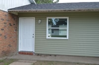 Building Photo - 219 Leon St