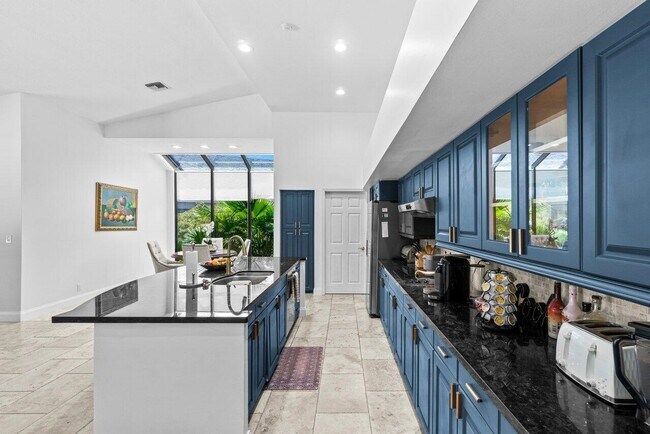 Building Photo - 2700 NW 49th St