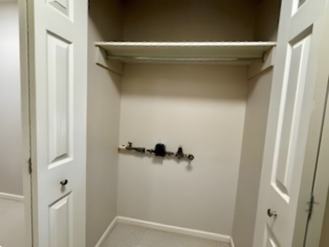 Building Photo - 3bed/3.5bath Townhouse in Walden Woods