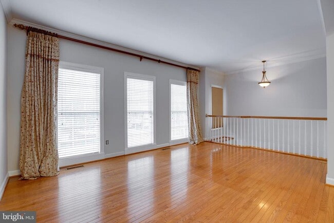 Building Photo - 12691 Heron Ridge Dr