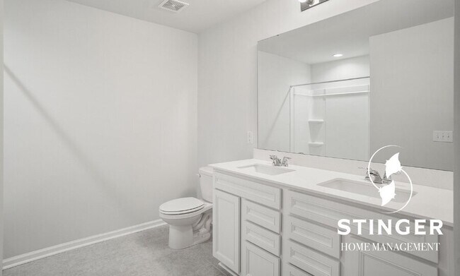 Building Photo - 70 Keowee Ln