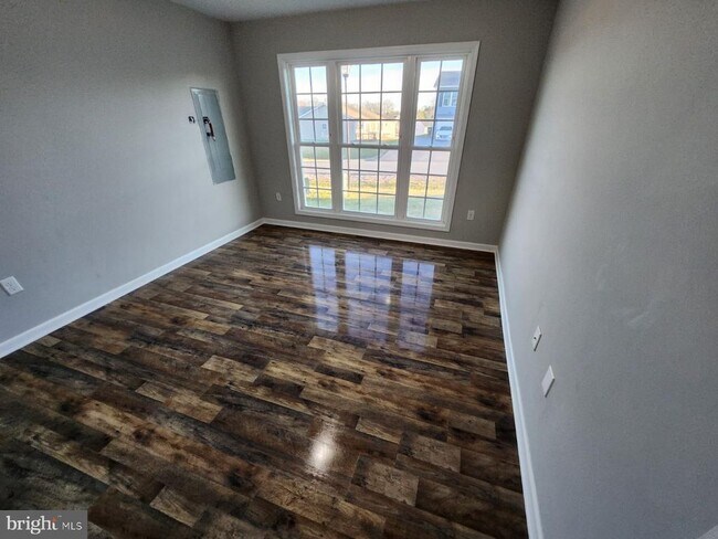 Building Photo - 537 Spyglass Dr