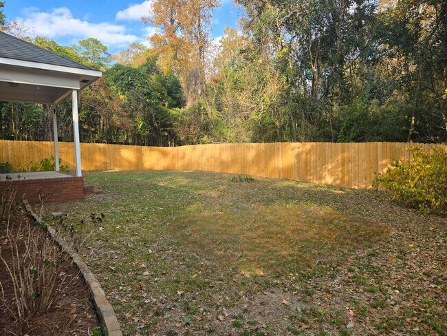 Building Photo - FOR RENT in NORTH COLUMBUS! Available NOW!