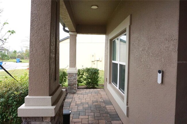 Building Photo - 5732 Newberry Pnes Ave