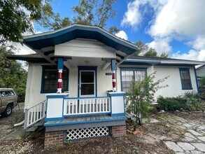 Building Photo - Affordable 3BR/2BA Home in Gainesville – C...