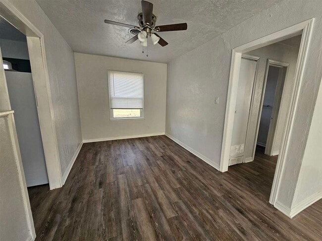 Building Photo - 2901 Prentice NW