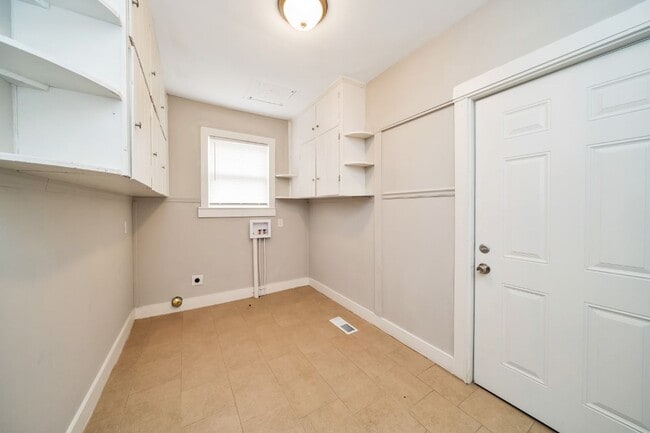 Building Photo - Affordable Comfort in Tuscaloosa – 2BR/1BA...