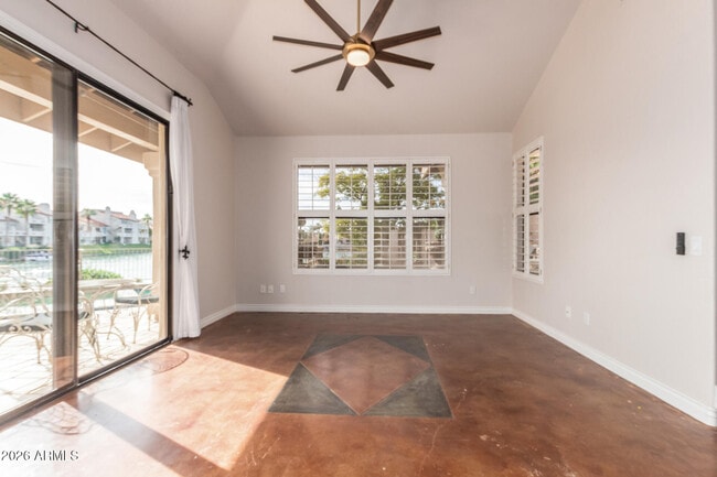 Building Photo - 10113 N 103rd St