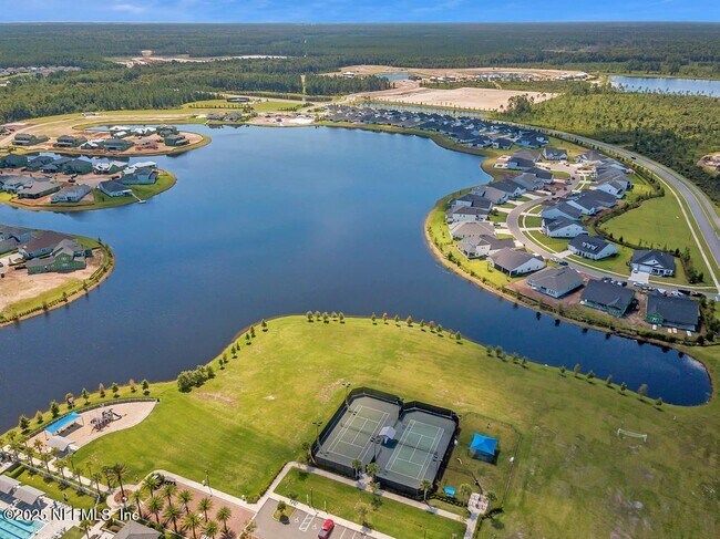 Building Photo - 442 Stargaze Ln