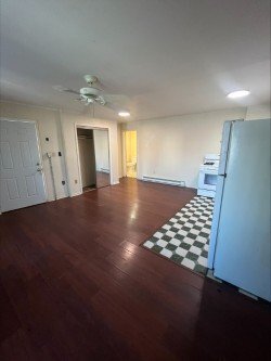 Building Photo - 78 Hill St