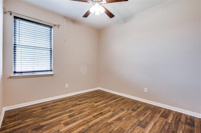 Building Photo - 3015 Watercrest Dr