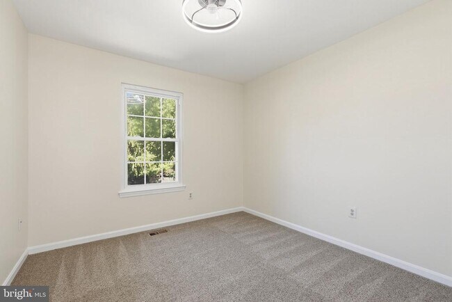 Building Photo - 3931 Tallow Tree Pl