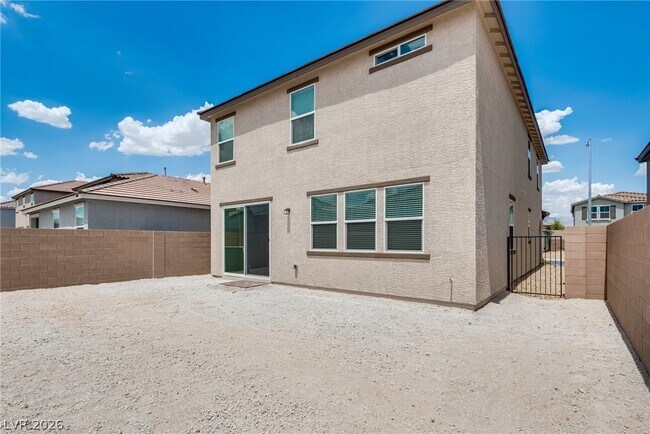Building Photo - 4225 Zilker Pk Ave