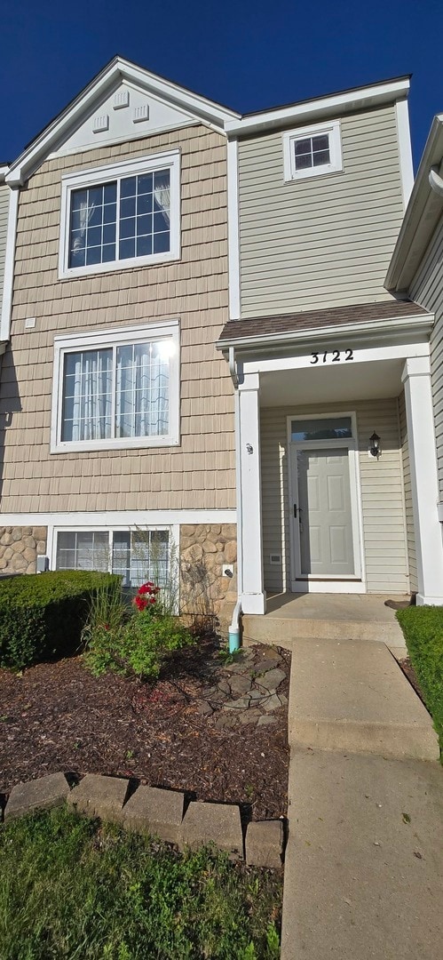 Primary Photo - 3122 Cambria Ct