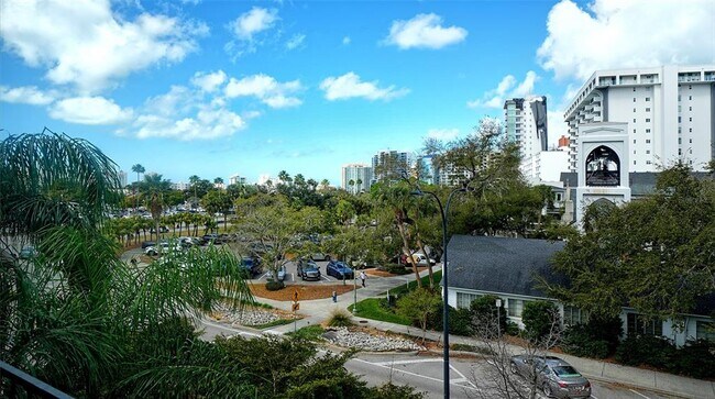 Building Photo - 301 S Gulfstream Ave