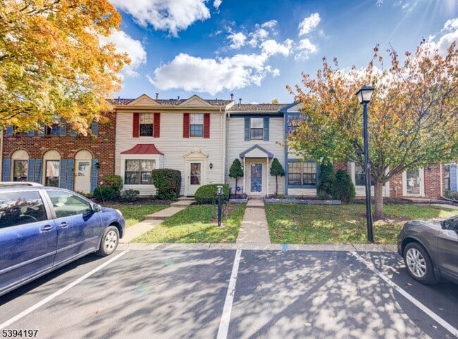 Building Photo - 75 Pear Tree Ln