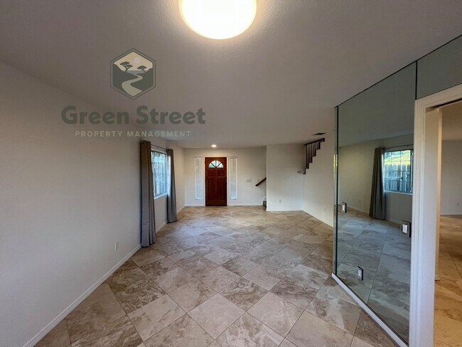 Building Photo - 280 Fire Mountain Pl