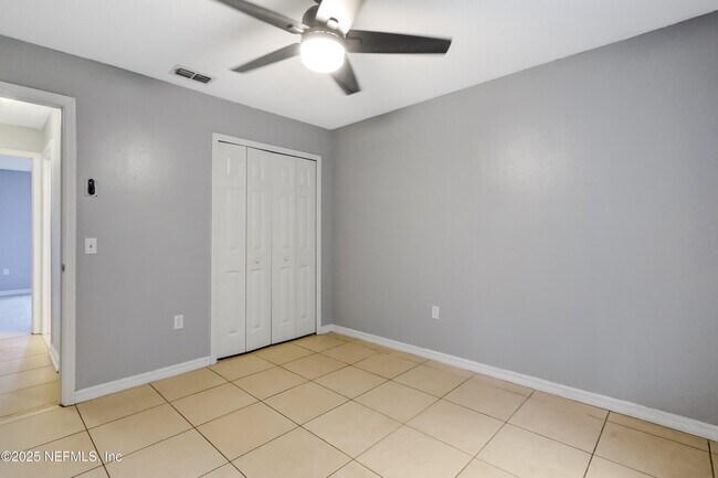 Building Photo - 13002 Viburnum Dr S