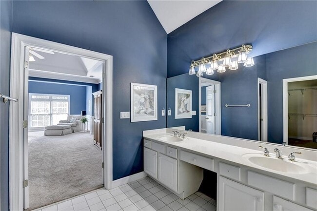 Building Photo - 355 Laurel Oak Dr