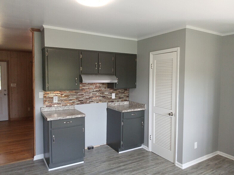 Building Photo - 5114 Pleasant Shade Dr
