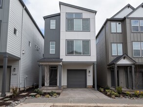 Building Photo - 9381 SW Eunice Ln