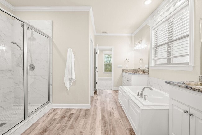 Building Photo - Stunning Sherwood Home in Quiet Cul-de-Sac | Modern Upgrades & Spacious Layout