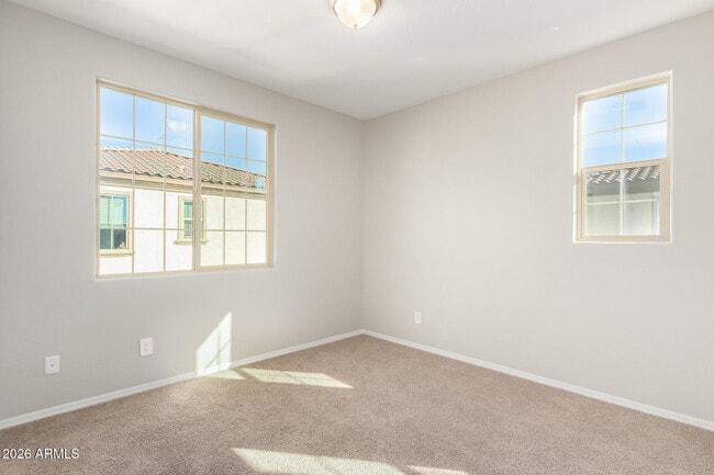 Building Photo - 1677 E Chelsea Ln