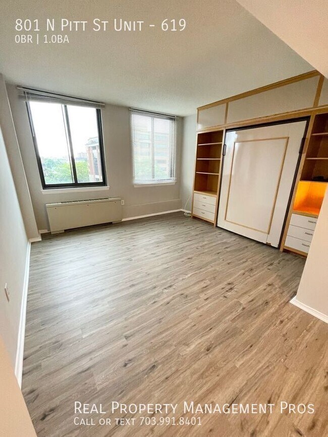 Building Photo - 801 N Pitt St