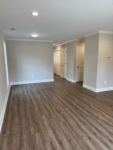 Building Photo - 16494 Blackburn Ln