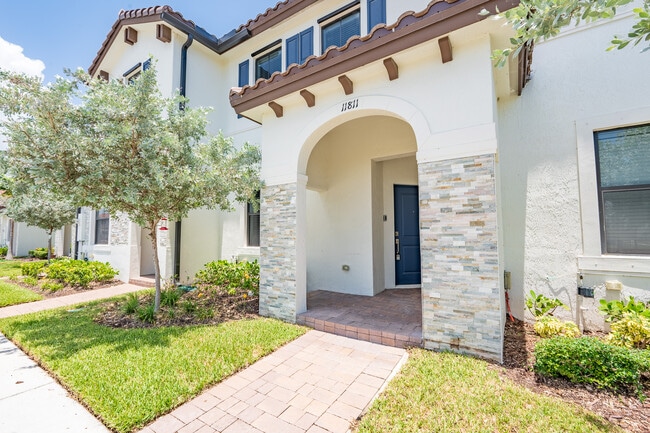 Building Photo - 11811 SW 246 Terrace