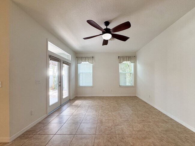 Building Photo - Windermere Landings Highly Desirable 3/2.5 Home...Beautifully Upgraded (2139 sq ft)! MUST SEE!
