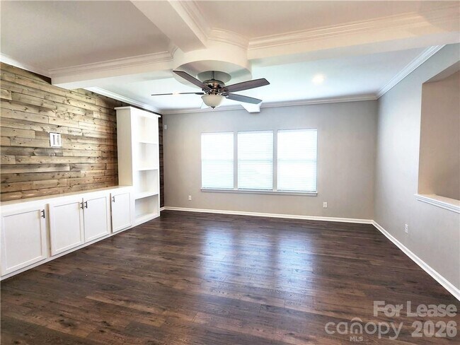 Building Photo - 4925 Grace View Dr