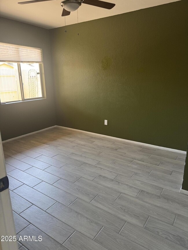 Building Photo - 2609 W Emile Zola Ave